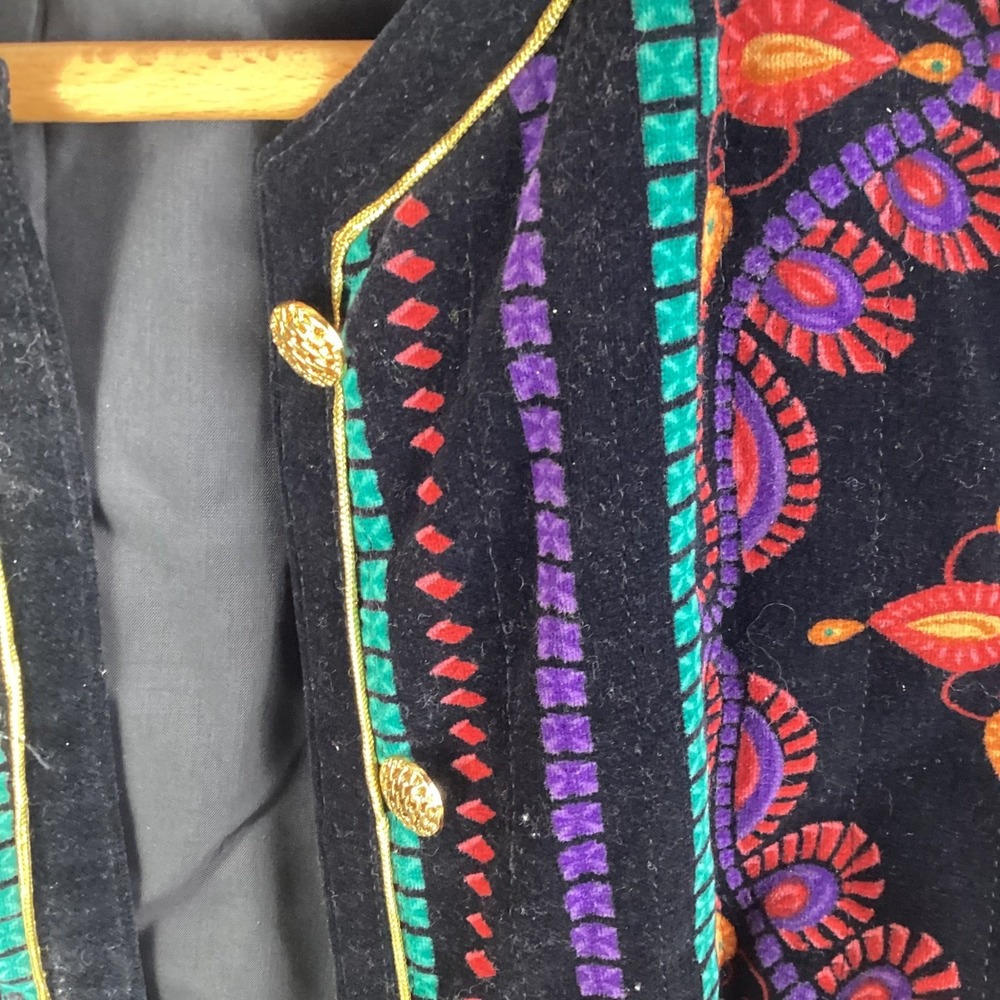 Saxton Hall Womens Black Velvet Jewel Tone Embellished Jacket Size 12 - Picture 6 of 14